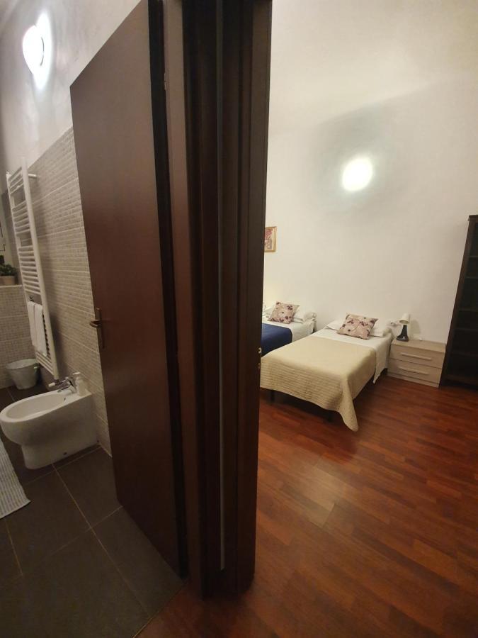 Arena Suite All Comforts - With Free Parking Garage Per Qualified Rate - Con Parcheggio Incluso Per Le Tariffe Qualificanti - Metro Verde Greenline Moscova Milán Exteriér fotografie