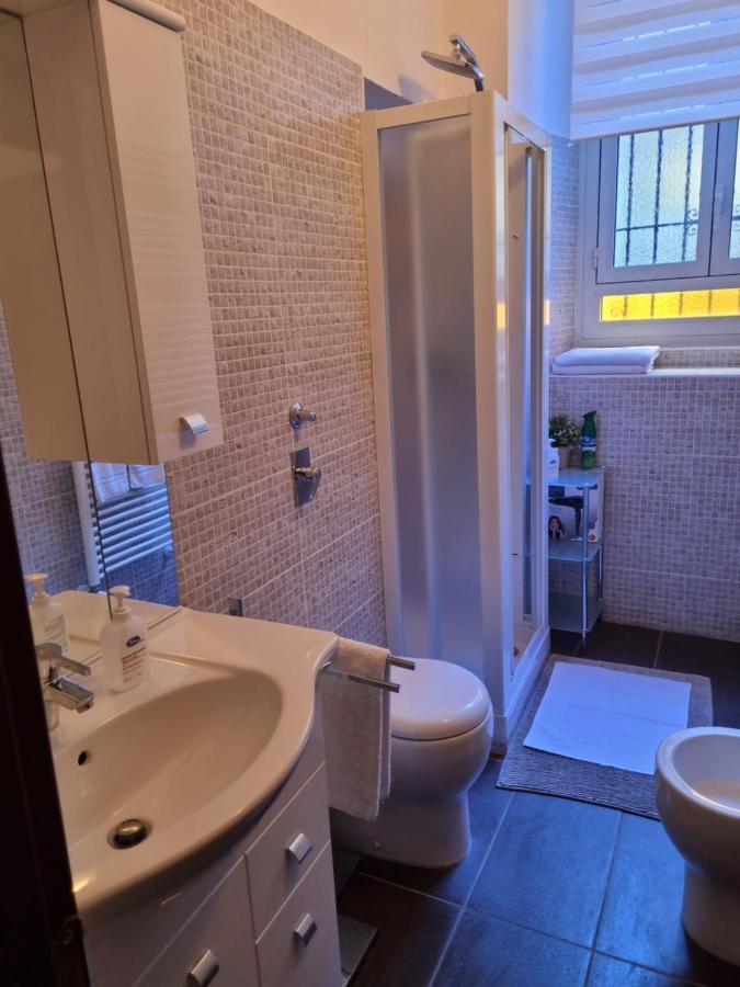 Arena Suite All Comforts - With Free Parking Garage Per Qualified Rate - Con Parcheggio Incluso Per Le Tariffe Qualificanti - Metro Verde Greenline Moscova Milán Exteriér fotografie