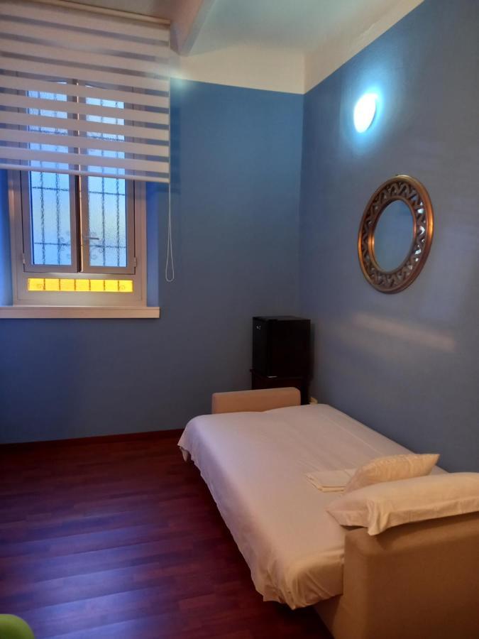 Arena Suite All Comforts - With Free Parking Garage Per Qualified Rate - Con Parcheggio Incluso Per Le Tariffe Qualificanti - Metro Verde Greenline Moscova Milán Exteriér fotografie