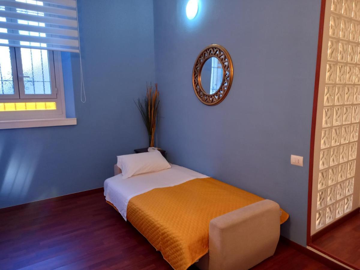 Arena Suite All Comforts - With Free Parking Garage Per Qualified Rate - Con Parcheggio Incluso Per Le Tariffe Qualificanti - Metro Verde Greenline Moscova Milán Exteriér fotografie